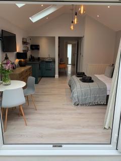 Luxury annexe 5 mins stroll to Bude centre & beach - 0