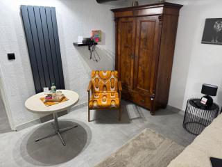 Gemütliches Kellerzimmer + Bad - 6