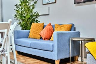 Spacious Beachside Family Apt - Dunluce Park 2 - 3