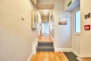 Family Seaside Apt with Bunk Room- Dunluce Green 2 - 3