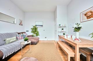 Family Seaside Apt with Bunk Room- Dunluce Green 2 - 2