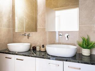 Amato Riverside by Ezoria Villas - 4