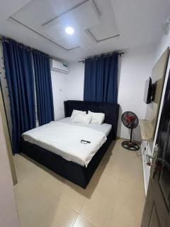 40s House Apartment - 1