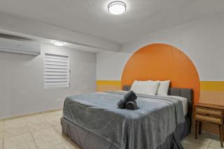 Comfortable Home for 6 Near Airport & Beaches - 2