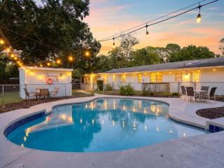 Summer Spot! Fam Trip with Private Pool and 3miles to Beach - 9