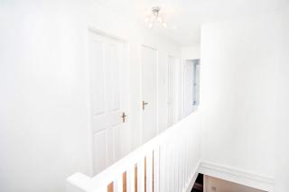 City centre free parking 2 bed house modern - 2