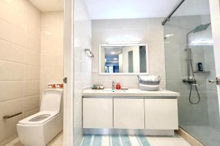 Paradise Haven at 20 South Ave Roof top pool - 4