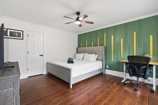 Mall of GA, Cozy 5 BRs Getaway sleep 12 and Game Room - 4