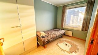 Bright & Cozy Apartment with Mountain View - 1