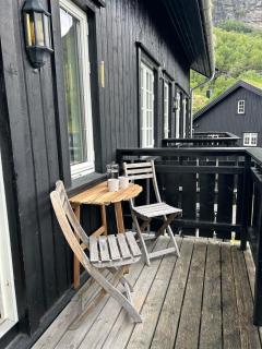 Norwegian mountain escape close to popular hikes - 9