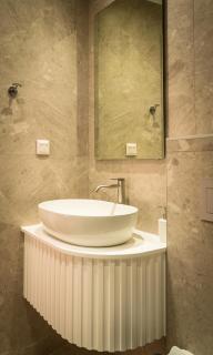 City Breeze Suites - 4