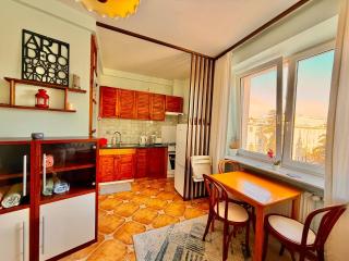 Cozy Apartmant next to Metro - 9