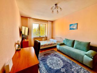 Cozy Apartmant next to Metro - 0