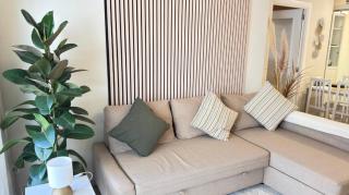 Entire Apartment in Barcelona, Camp Nou, Les Corts - 8