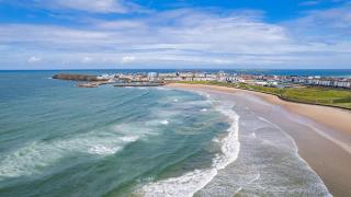 Sea View Apartment Steps to Beach - Dunluce Park 5 - 5