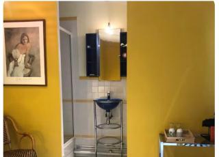 Grande chambre avec salle de bain privative - 1