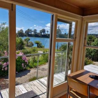 Estuary View - Peaceful Onekaka Retreat - 8