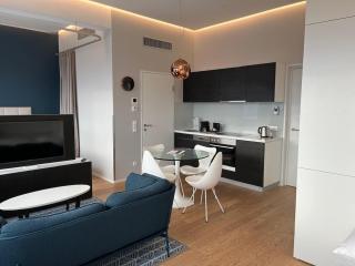 Luxury suite with distant views and top furnishings - 3