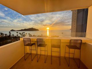 Entire penthouse with sea view in Zona Dorada - 3 bedrooms - 7