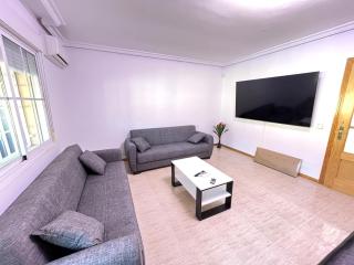 Modern entire house for 12, Pool, Cinema Bar - 5