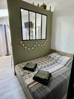 Studio climatisé et tout équipé - 4