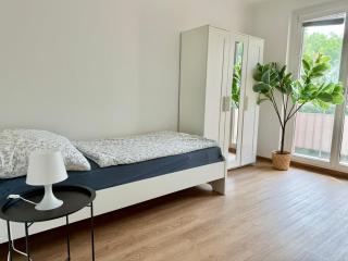 3 Bedroom Apartment with 2 Balconies near Airport - 5