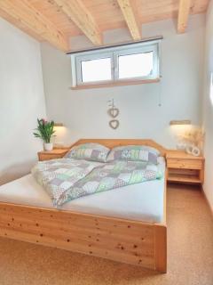 Apartments Amelie -2- mit Wallbox für ihr E-Auto und Garage für 2 Motorräder - 4