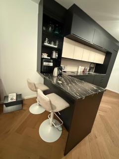 Modern apartment, parking and 2 bathrooms - 8