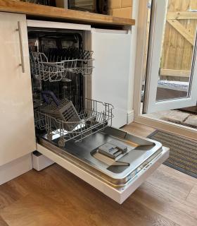 One Bedroom house free parking - 6