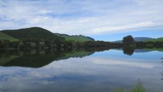 Kōtare Lakeside Retreat - 2