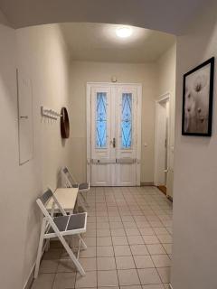 90 m2 Spacious Apartment with Free Parking - 8