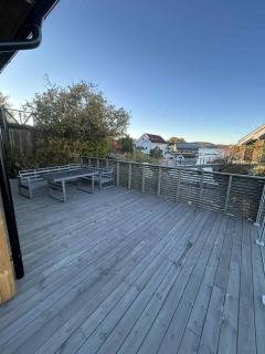 Ny stor hytte med stor uteplass - 4