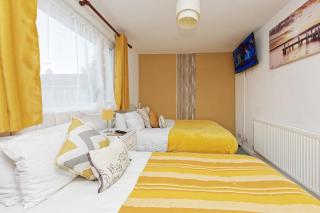 Central - 4bedrooms Great for relocation, Contractors, Teams, with free parking, in Canterbury Kent!! - Canterbury - 2