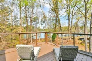 NEW! Lakefront|Lux|Games|HotTub|Dock|Friends+Fam! - 9