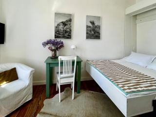 Boutique studio in historic building - 2