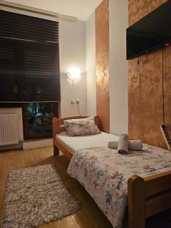 Prenociste Aurelia - 4