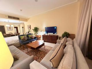 أجنحة فاخرة مطلة على الحرم - فندق هيلتون للأجنحة - 0