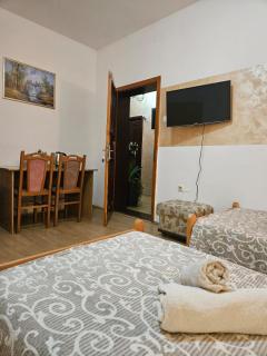 Prenociste Aurelia - 1