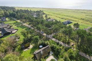 Wooden Summer House With Beach Volley At Øer Beach - 9