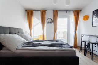 Modern Apartment with Balcony near Central Station - 8