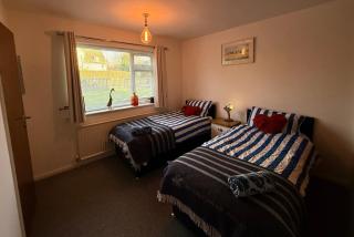 Shore Lodge Beachfront Escape, Sleeps 8, 4BR - 4