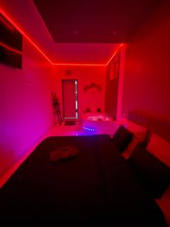 Suite GOLD by L Amaryllis I Jacuzzi & Sauna privé I Centre Béziers Arrivée autonome - 7