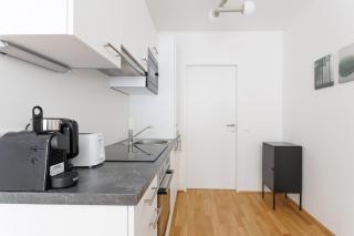 Modern Apartment near Metro - 1