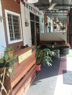 the crowded house backpackers lodge - 5