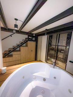 Exclusive Duplex with Private Jacuzzi - 5