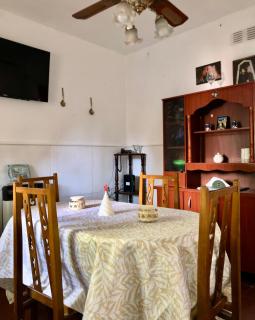 Cómodo y amplio alojamiento Angie en Gualeguaychú - 1