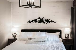 Peaceful modern oasis -walking distance to Sunriver Village - 3