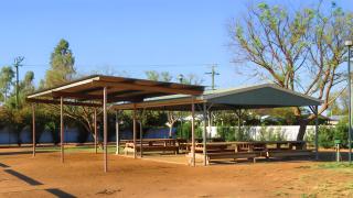 Longreach Tourist Park - 1