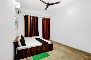 SPOT ON Krishna Hotel And Party Lawn - 1