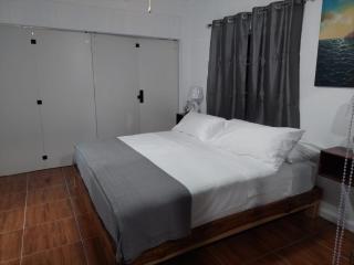 Tim Pappies Nature Lodge - Alex's Place - 7